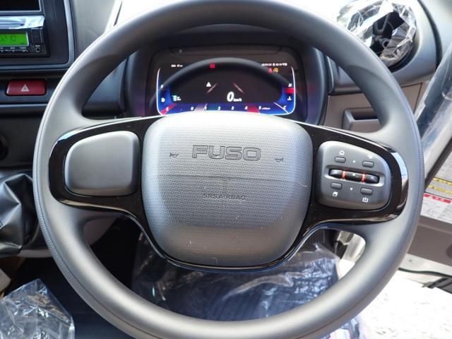 MITSUBISHI CANTER 2025 Image 31