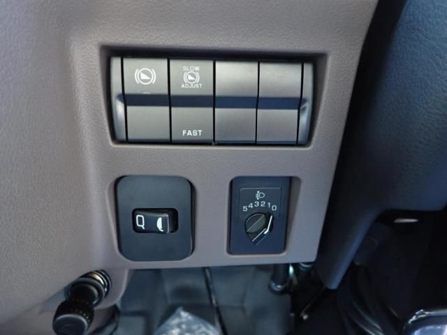 MITSUBISHI CANTER 2025 Image 31