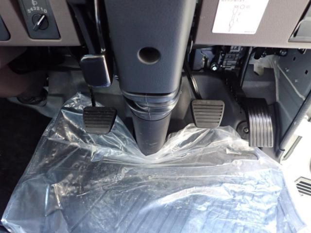 MITSUBISHI CANTER 2025 Image 31