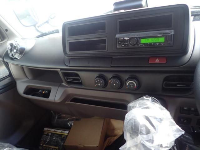 MITSUBISHI CANTER 2025 Image 31