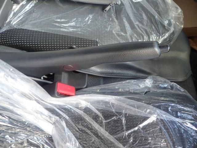 MITSUBISHI CANTER 2025 Image 31