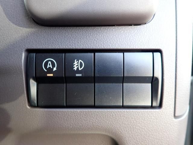 MITSUBISHI CANTER 2025 Image 31