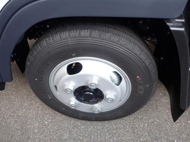 MITSUBISHI CANTER 2025 Image 31