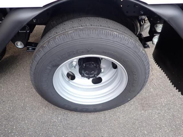 MITSUBISHI CANTER 2025 Image 31