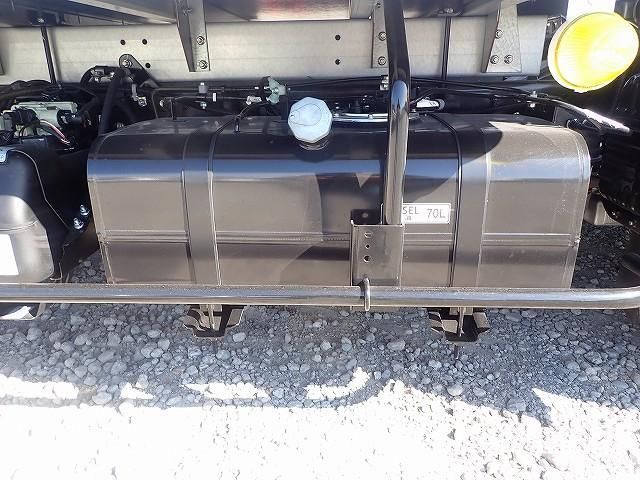 MITSUBISHI CANTER 2025 Image 31