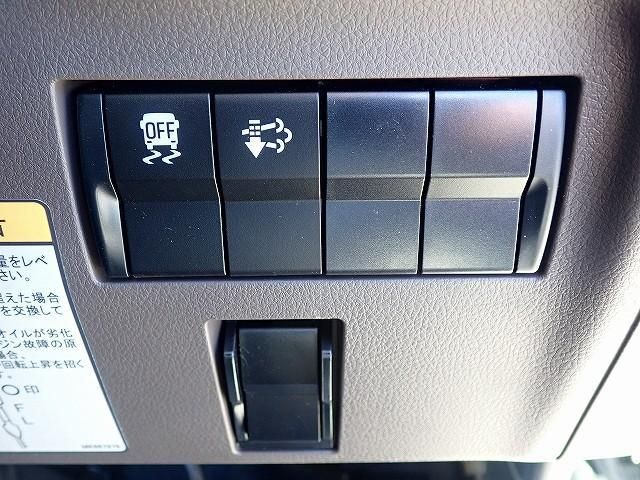 MITSUBISHI CANTER 2025 Image 31