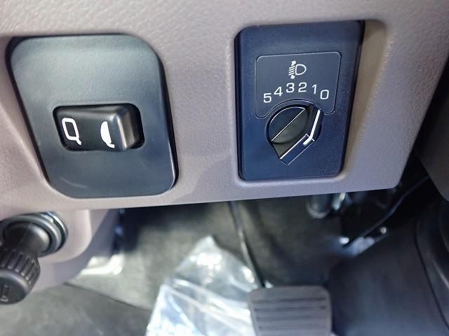 MITSUBISHI CANTER 2025 Image 31