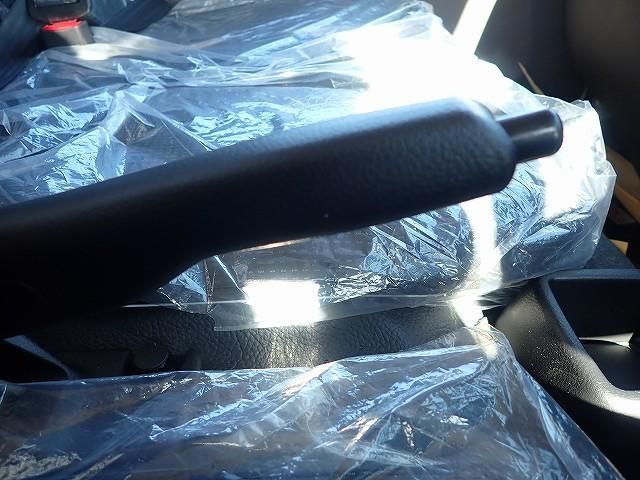 MITSUBISHI CANTER 2025 Image 31