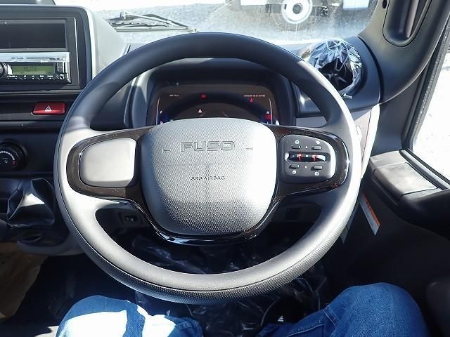 MITSUBISHI CANTER 2025 Image 31