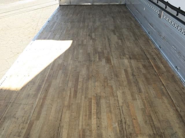 MITSUBISHI FUSOU FIGHTER 2017 Image 31