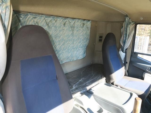 MITSUBISHI FUSOU FIGHTER 2017 Image 31