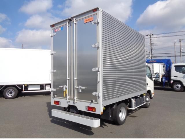 HINO DUTRO 2022 Image 31