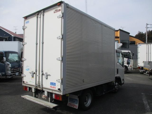 ISUZU ELF 2015 Image 31