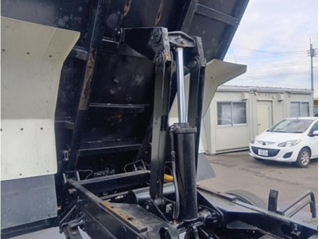 ISUZU FORWARD 2017 Image 31