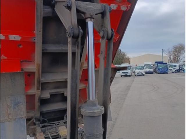 HINO RANGER 2004 Image 31