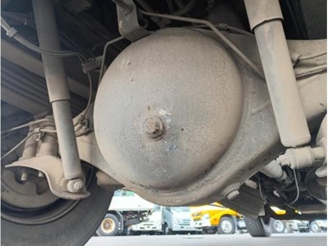 HINO RANGER 2004 Image 31