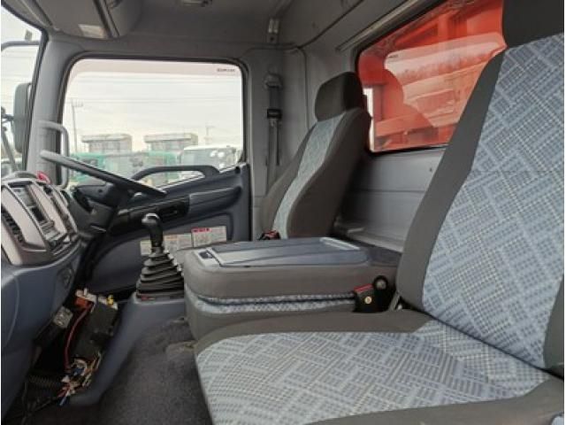 HINO RANGER 2004 Image 31