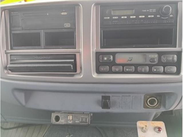 HINO RANGER 2004 Image 31