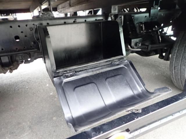 MAZDA TITAN 2005 Image 31