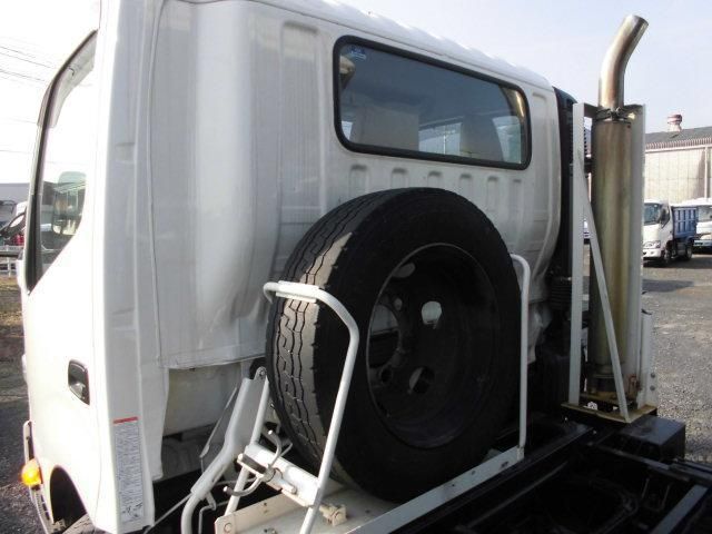 HINO DUTRO 2019 Image 31