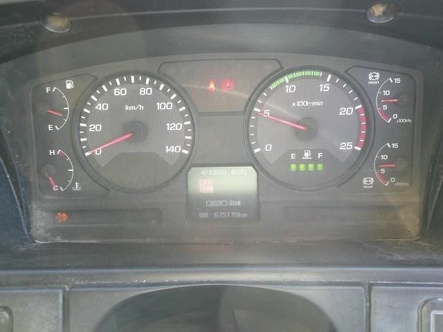 MITSUBISHI FUSOU SUPER GREAT 2013 Image 31