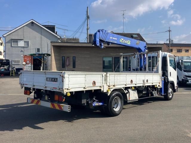 ISUZU FORWARD 2015 Image 31