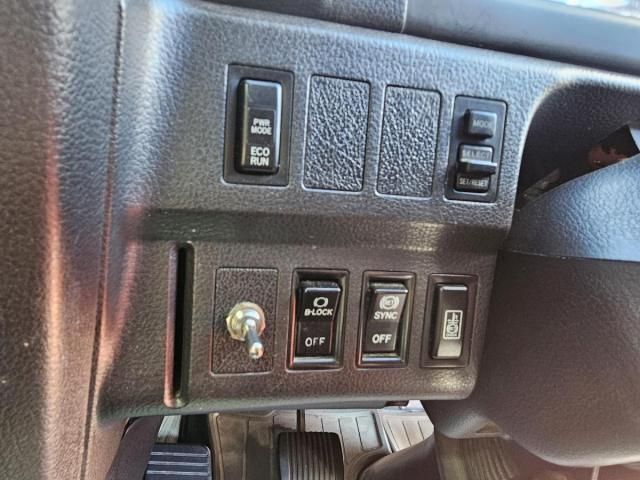 HINO PROFIA 2015 Image 31