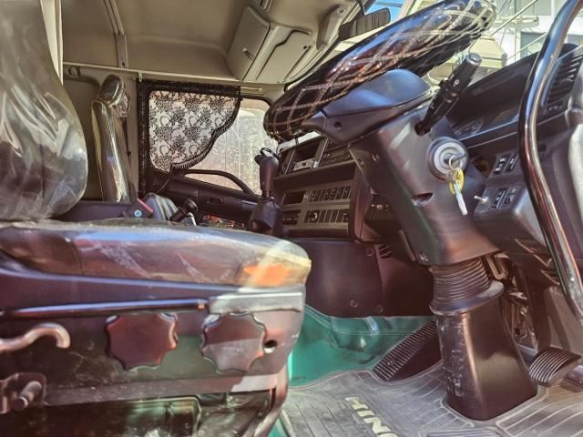 HINO PROFIA 2015 Image 31