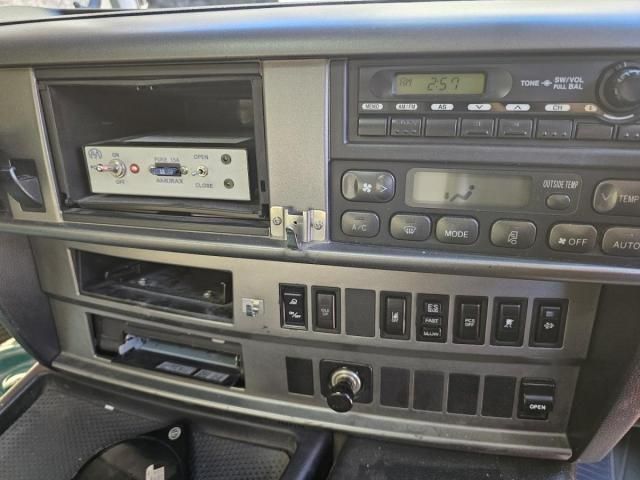 HINO PROFIA 2015 Image 31