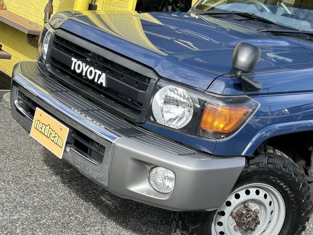 TOYOTA LANDCRUISER PICKUP 2015 Image 31