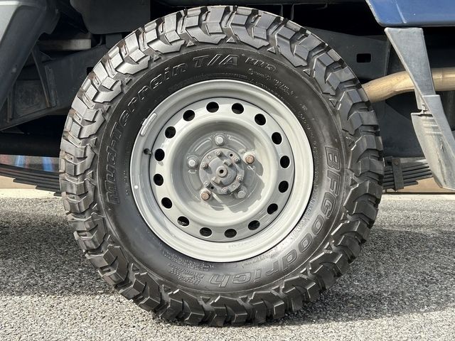 TOYOTA LANDCRUISER PICKUP 2015 Image 31