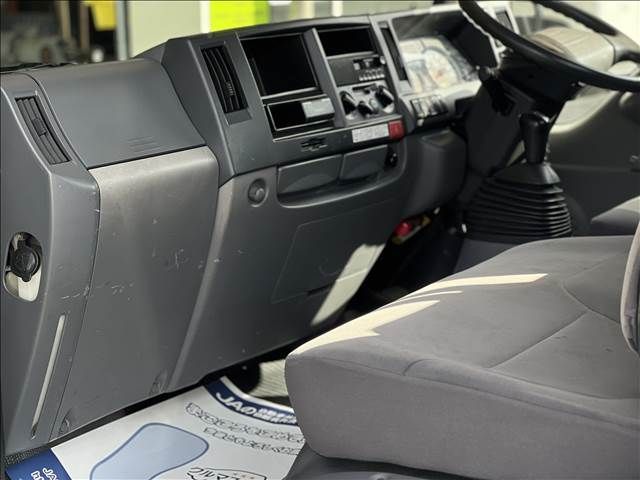 ISUZU  2014 Image 31