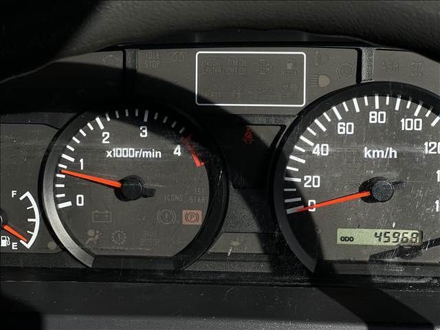 ISUZU  2014 Image 31