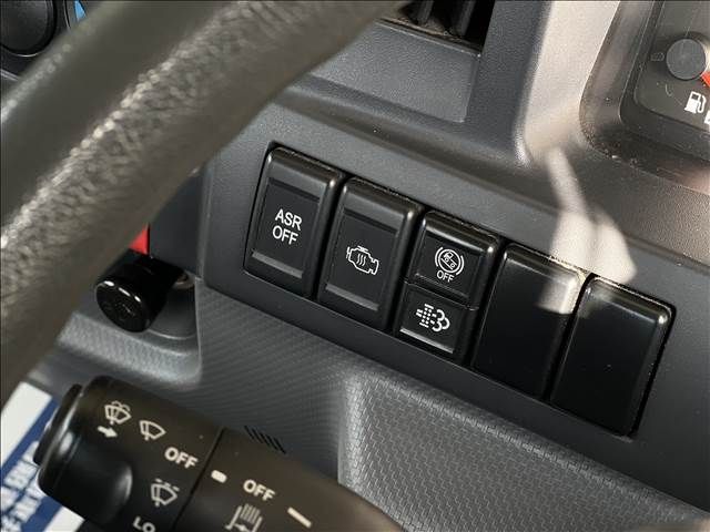 ISUZU  2014 Image 31