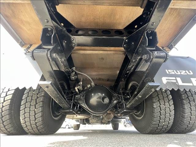 ISUZU  2014 Image 31