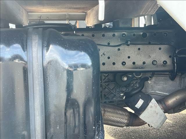 ISUZU  2014 Image 31