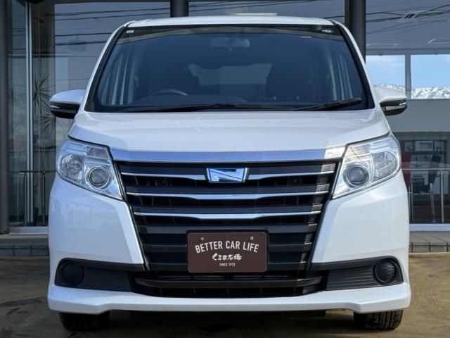 TOYOTA NOAH HYBRID 2014 Image 31