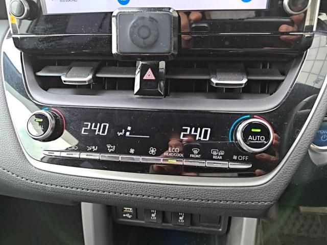 TOYOTA COROLLA CROSS HYBRID 2022 Image 31