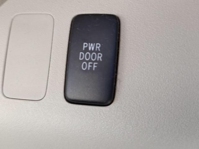 TOYOTA PORTE 2011 Image 31