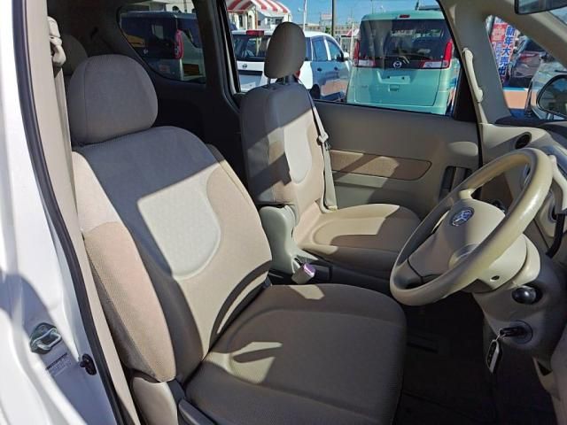 TOYOTA PORTE 2011 Image 31