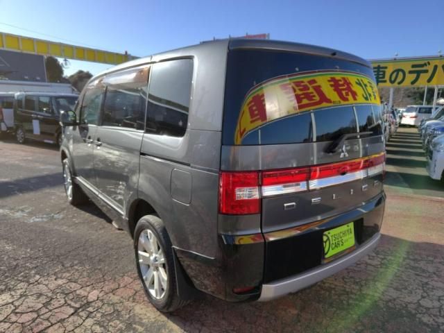 MITSUBISHI DELICA D:5 4WD 2013 Image 31