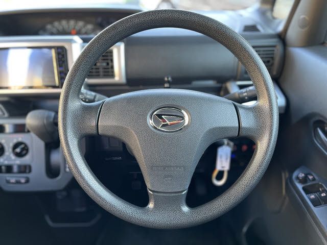 DAIHATSU HIJET CADDIE 2016 Image 31