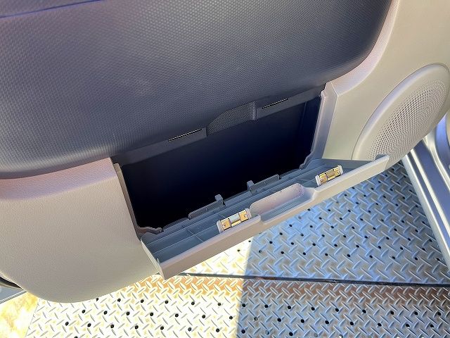 NISSAN OTTI 2012 Image 31