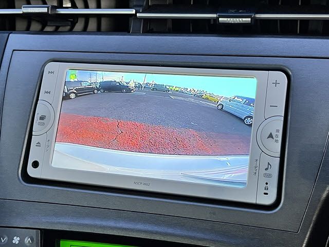 TOYOTA PRIUS 2015 Image 31