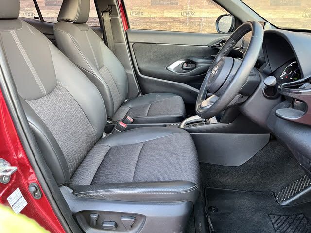 TOYOTA YARIS CROSS HYBRID 2023 Image 31