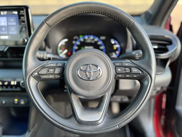 TOYOTA YARIS CROSS HYBRID 2023 Image 31