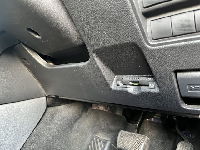 TOYOTA YARIS CROSS HYBRID 2023 Image 31