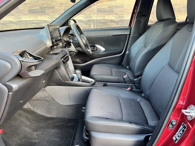 TOYOTA YARIS CROSS HYBRID 2023 Image 31