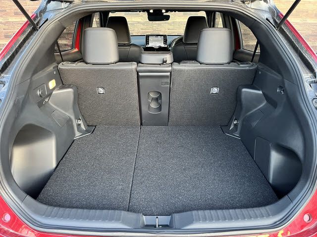 TOYOTA YARIS CROSS HYBRID 2023 Image 31