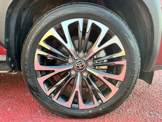 TOYOTA YARIS CROSS HYBRID 2023 Image 31